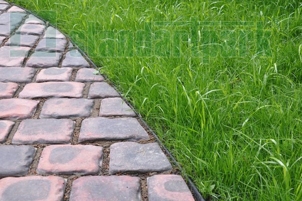 Бордюр пластиковый тротуарный New Fix  SP Б-300.05.09-ПП 82103 черный, 3 м, Стандартпарк