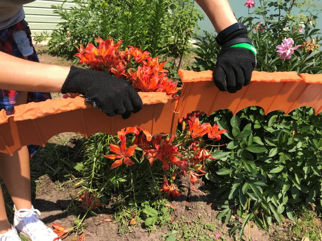 Декоративный бордюр Камешки  Б-75.04.13-ПП 8201-СМ серый мрамор, высота 125 мм, 0,75 м, Стандартпарк