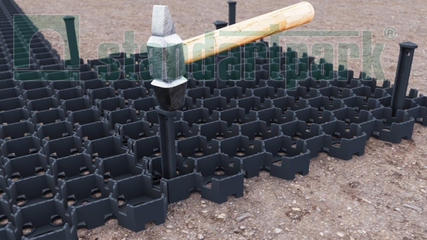 Газонная решетка ГЕО ГАЗОН (черная 5 см)