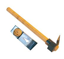 Топор универсальный с деревянной ручкой 430 г для плотницких работ, с гвоздодером